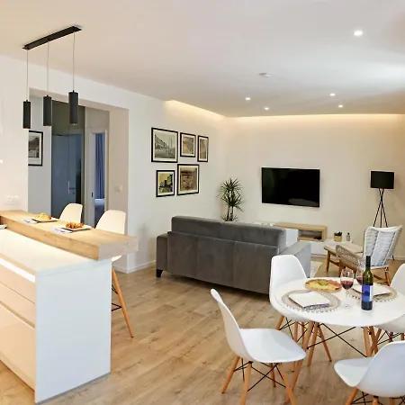 Envy Apartment *