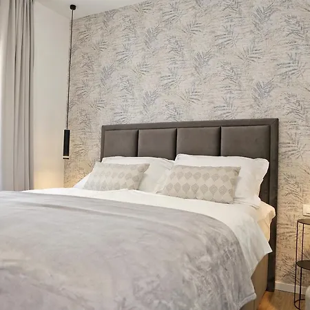 Apartment Envy *